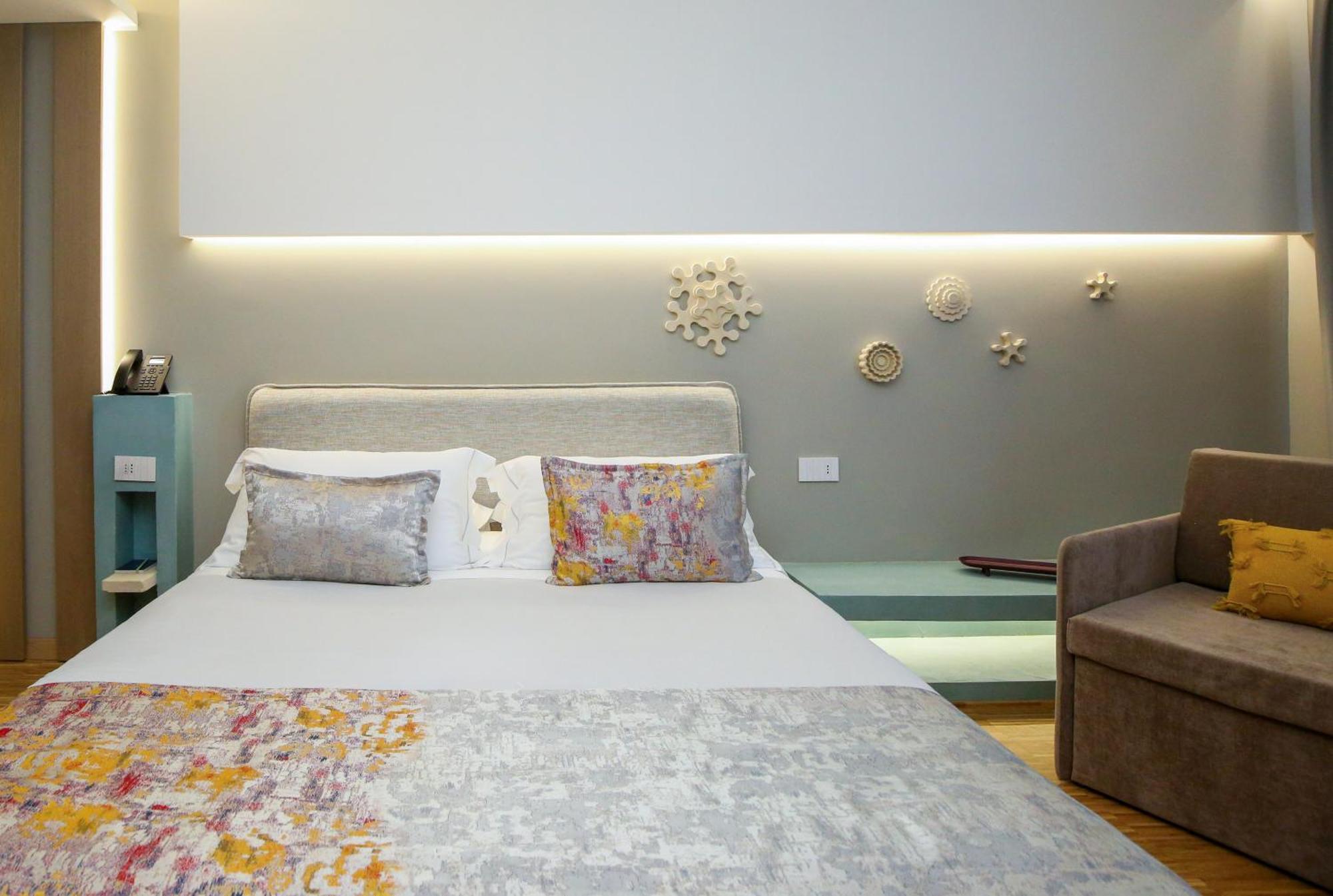 Hotel Vlora Priam, Affiliated By Melia Dış mekan fotoğraf