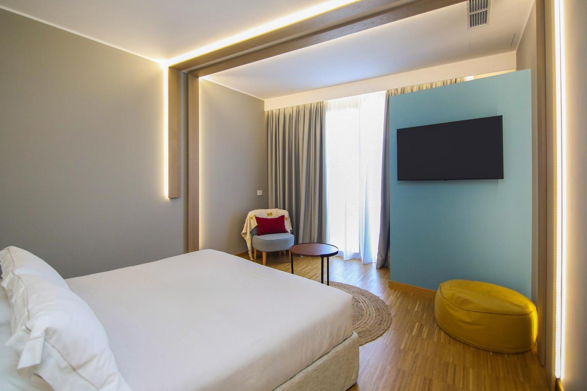 Hotel Vlora Priam, Affiliated By Melia Dış mekan fotoğraf