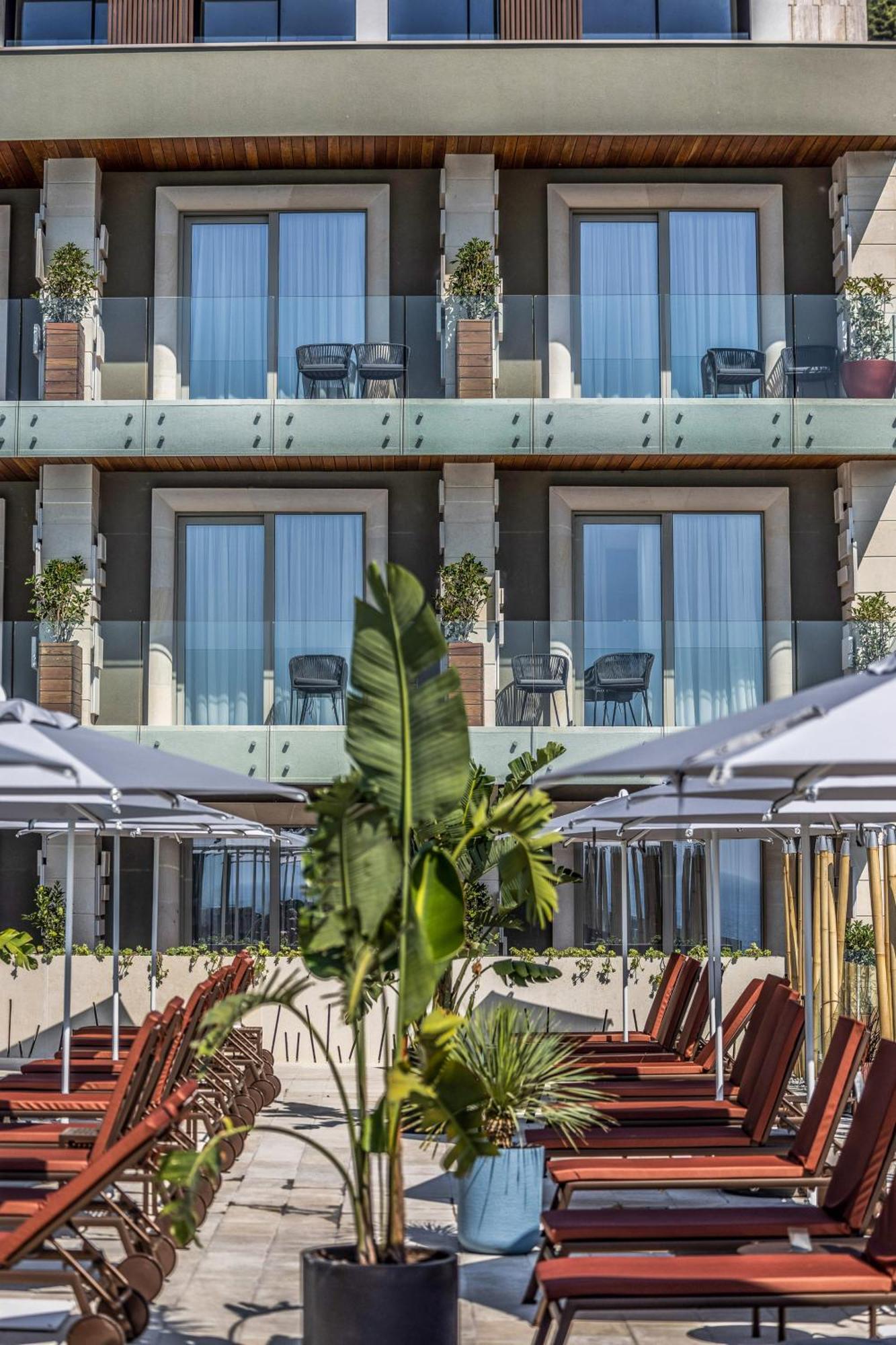 Hotel Vlora Priam, Affiliated By Melia Dış mekan fotoğraf