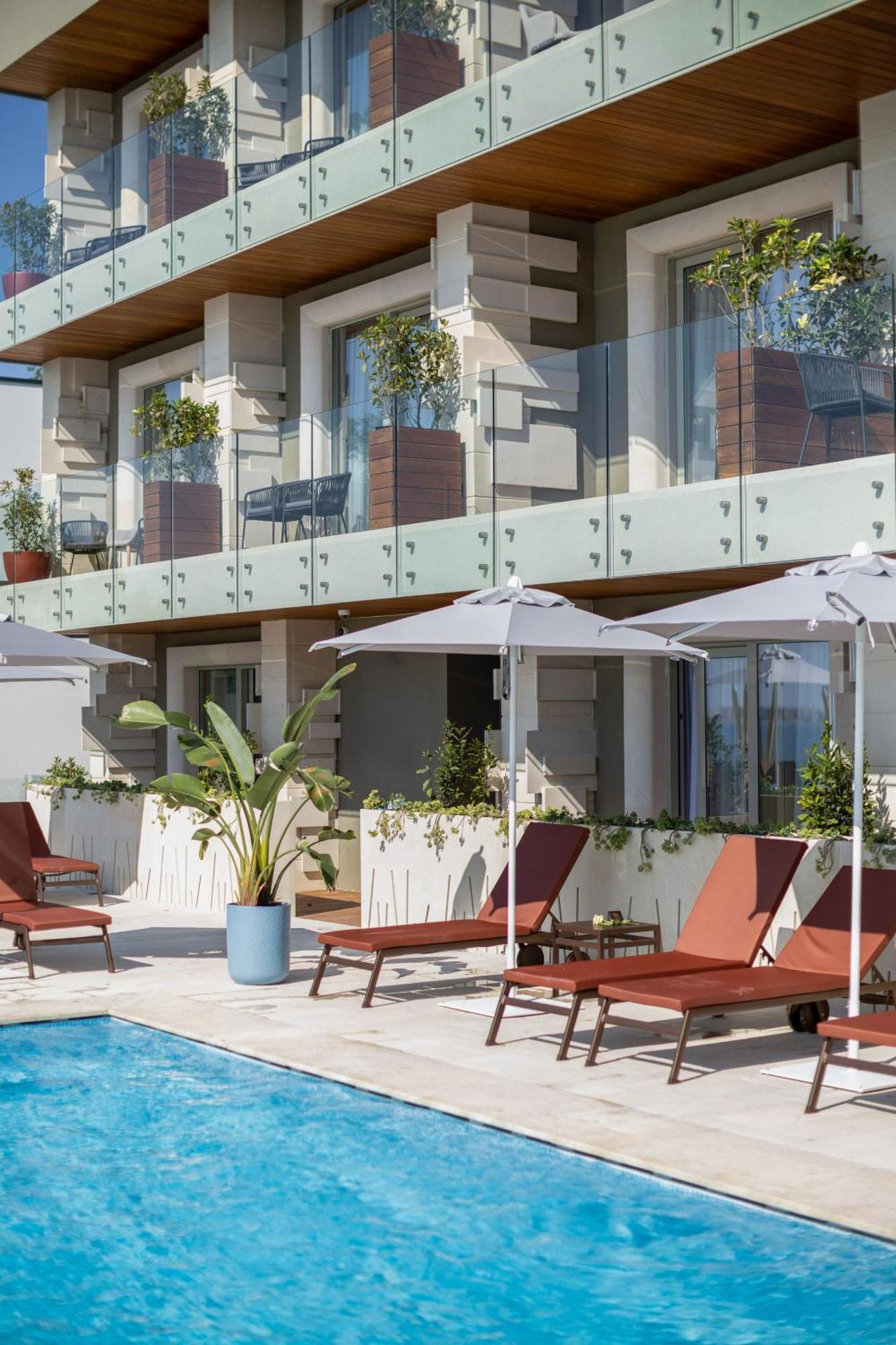 Hotel Vlora Priam, Affiliated By Melia Dış mekan fotoğraf